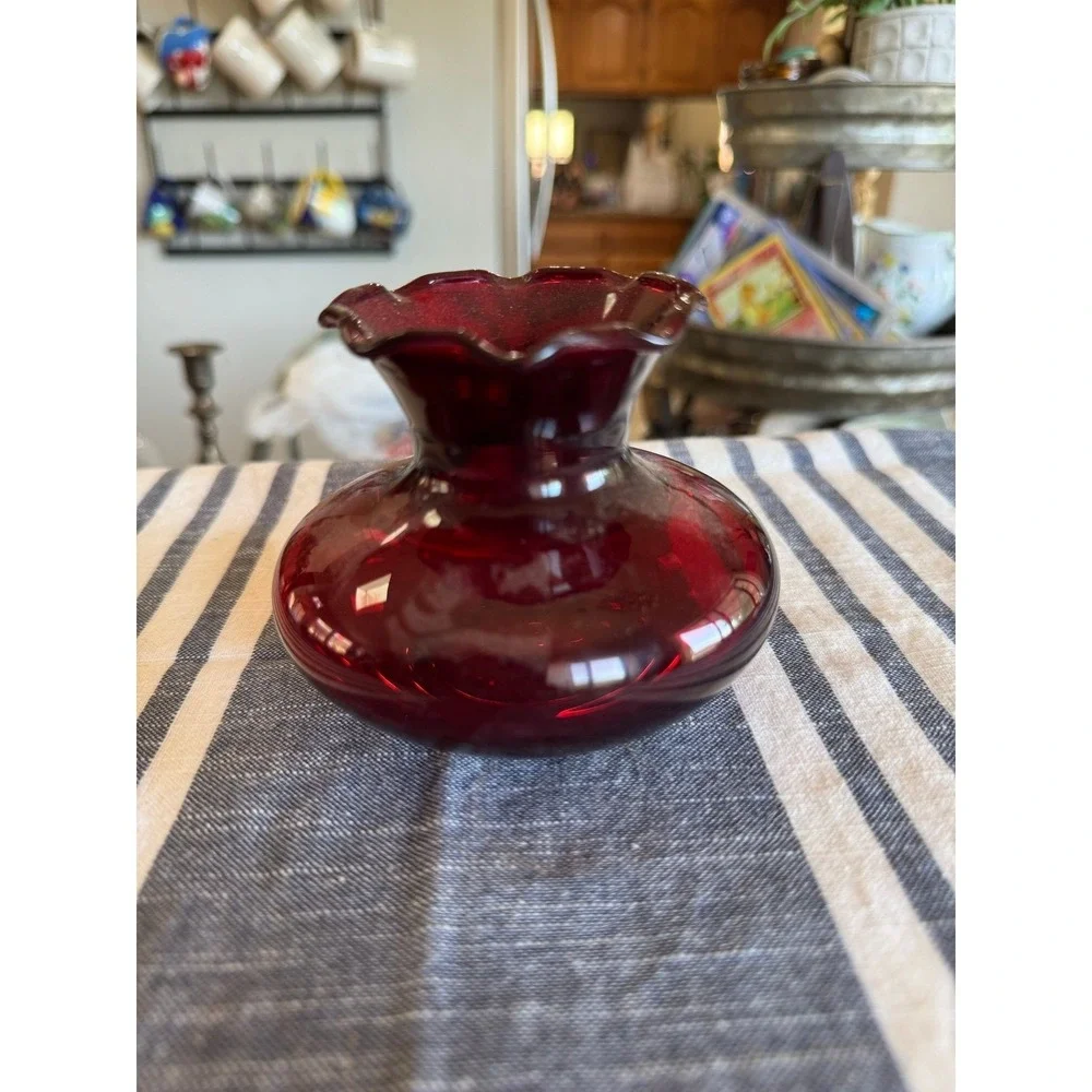 Vintage Anchor Hocking Royal Ruby glass vase ruffled edge